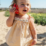 Crochet Daisy Set in Yellow Gingham