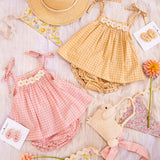 Crochet Daisy Set in Pink Gingham